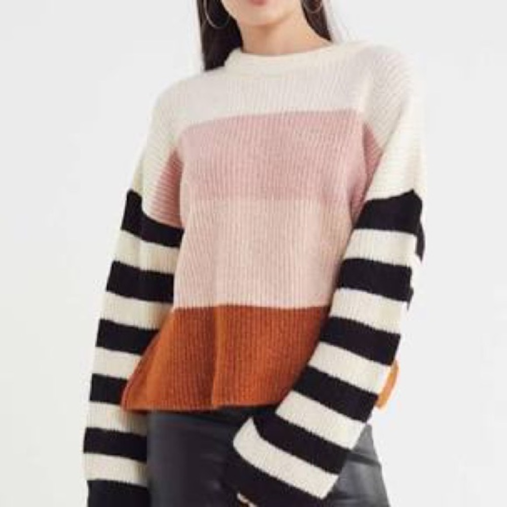 URBAN OUTFITTERS- truly madly deeply color block sweater size small